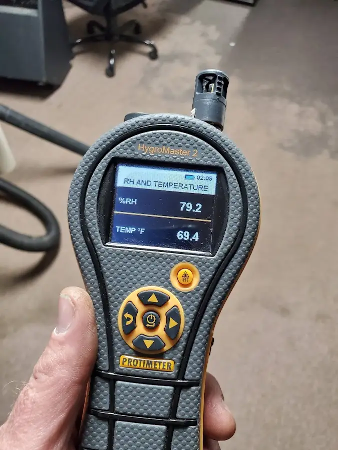 Moisture meter humidity assessment for Mold Remediation & Removal in Clarendon Hills